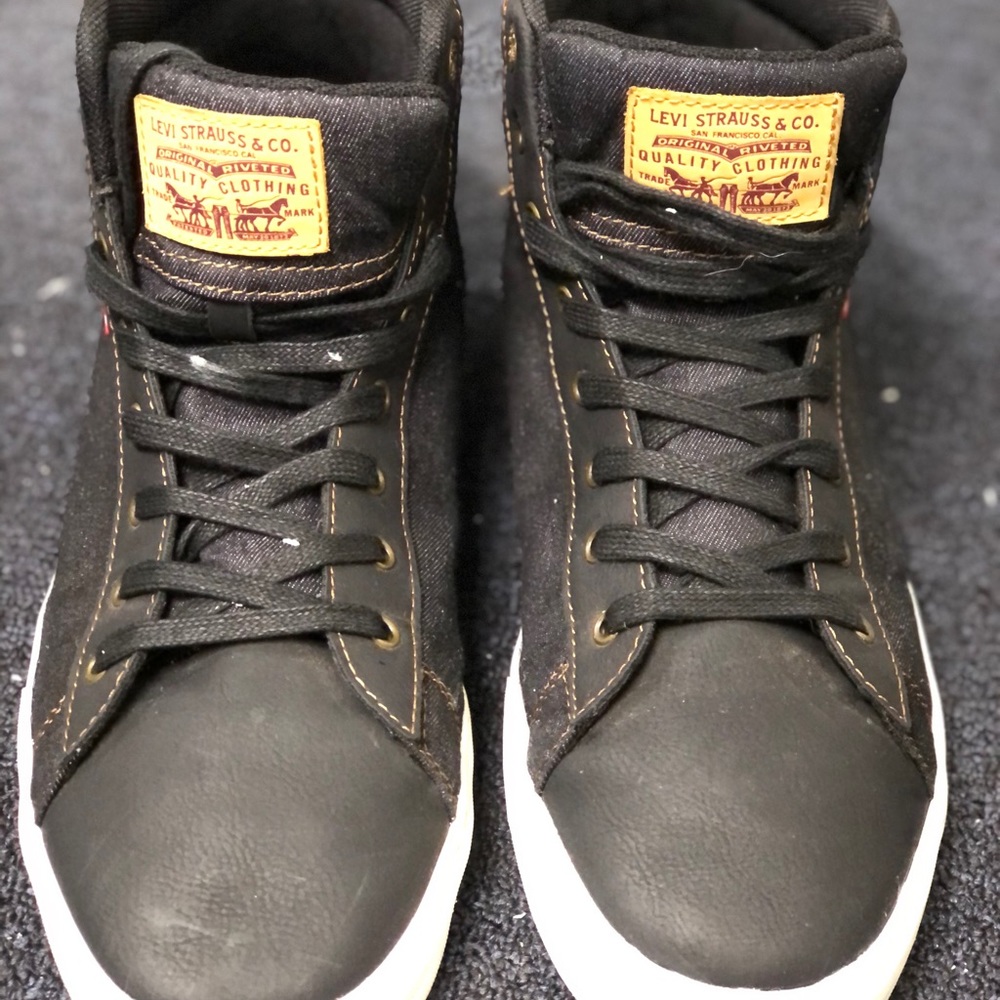 LEVI'S
Men's Galt Denim Wax Sneaker - Black White